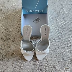 Nine West White Leather Sandals 8.5